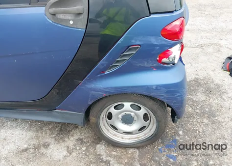 2013 Smart Fortwo Passion/Pure из США, поврежденный, VIN WMEEJ3BA6DK664115